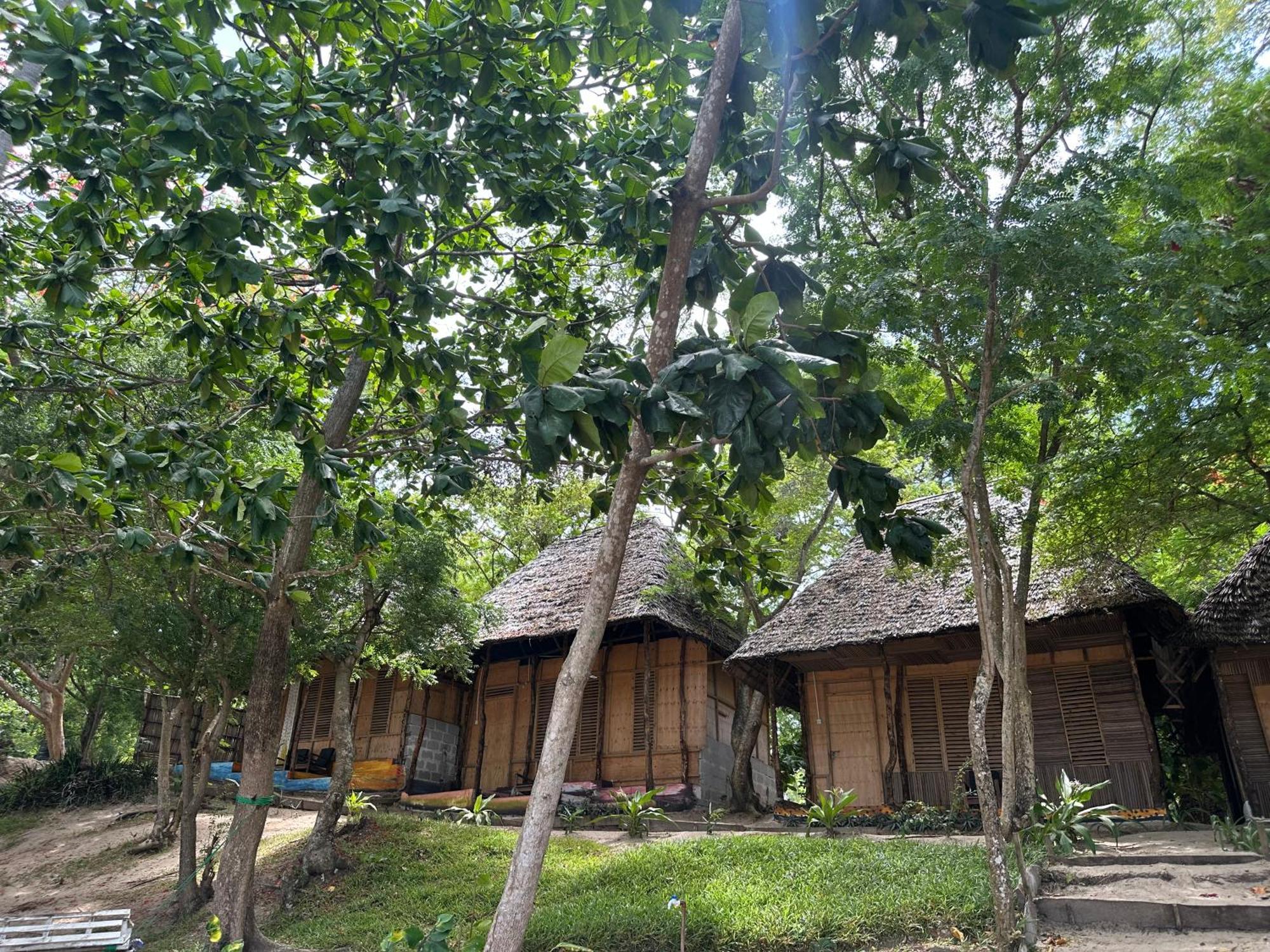 Maweni Beach Bungalows 킬린도니 외부 사진