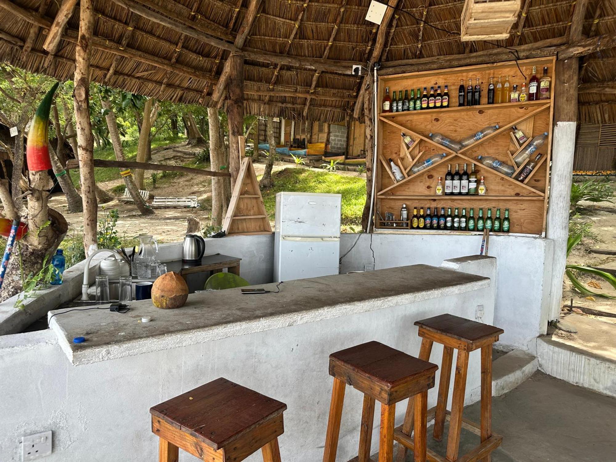 Maweni Beach Bungalows 킬린도니 외부 사진