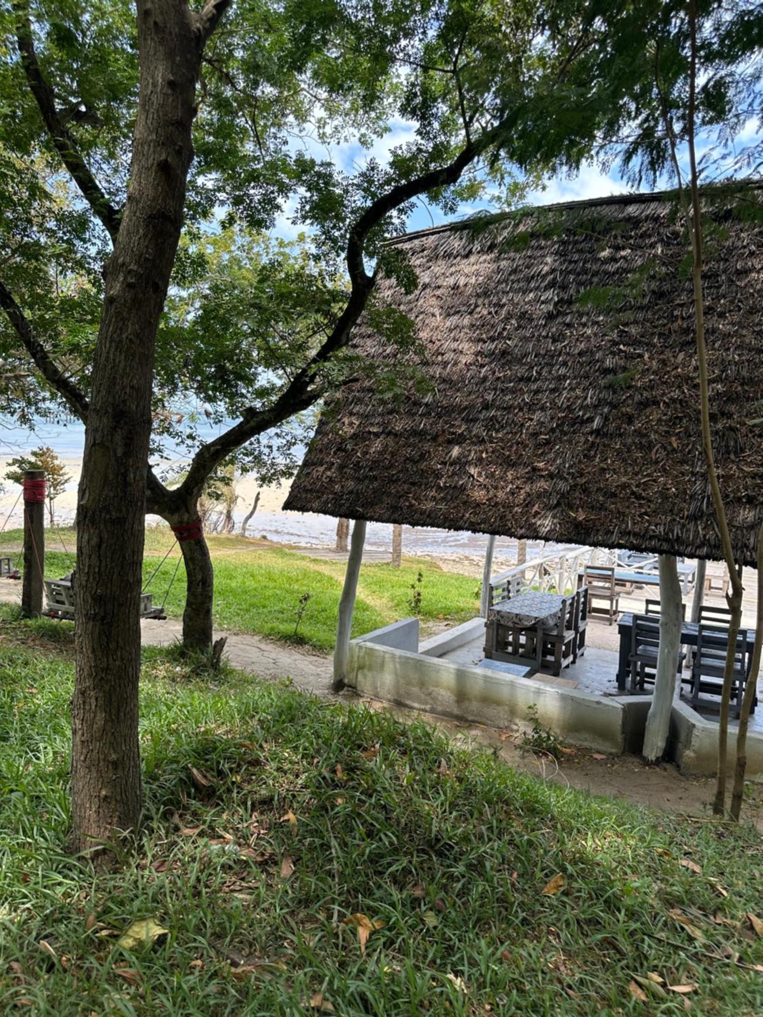 Maweni Beach Bungalows 킬린도니 외부 사진