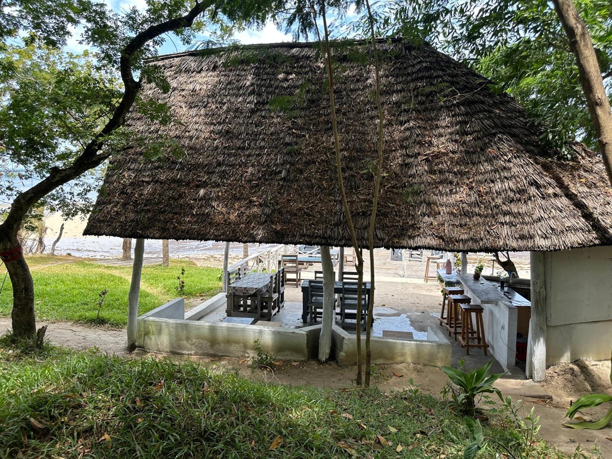 Maweni Beach Bungalows 킬린도니 외부 사진